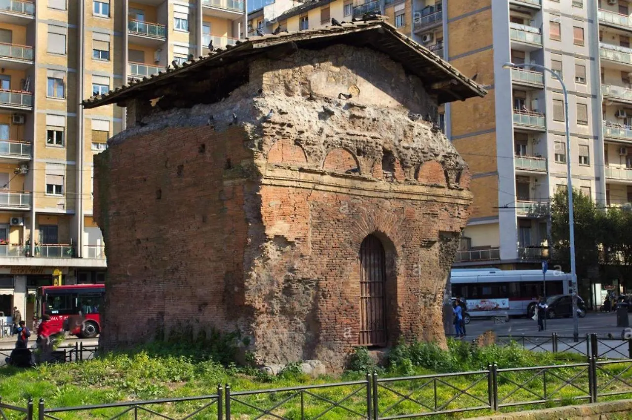 Camere Artistiche In Appartamento Roma Italia