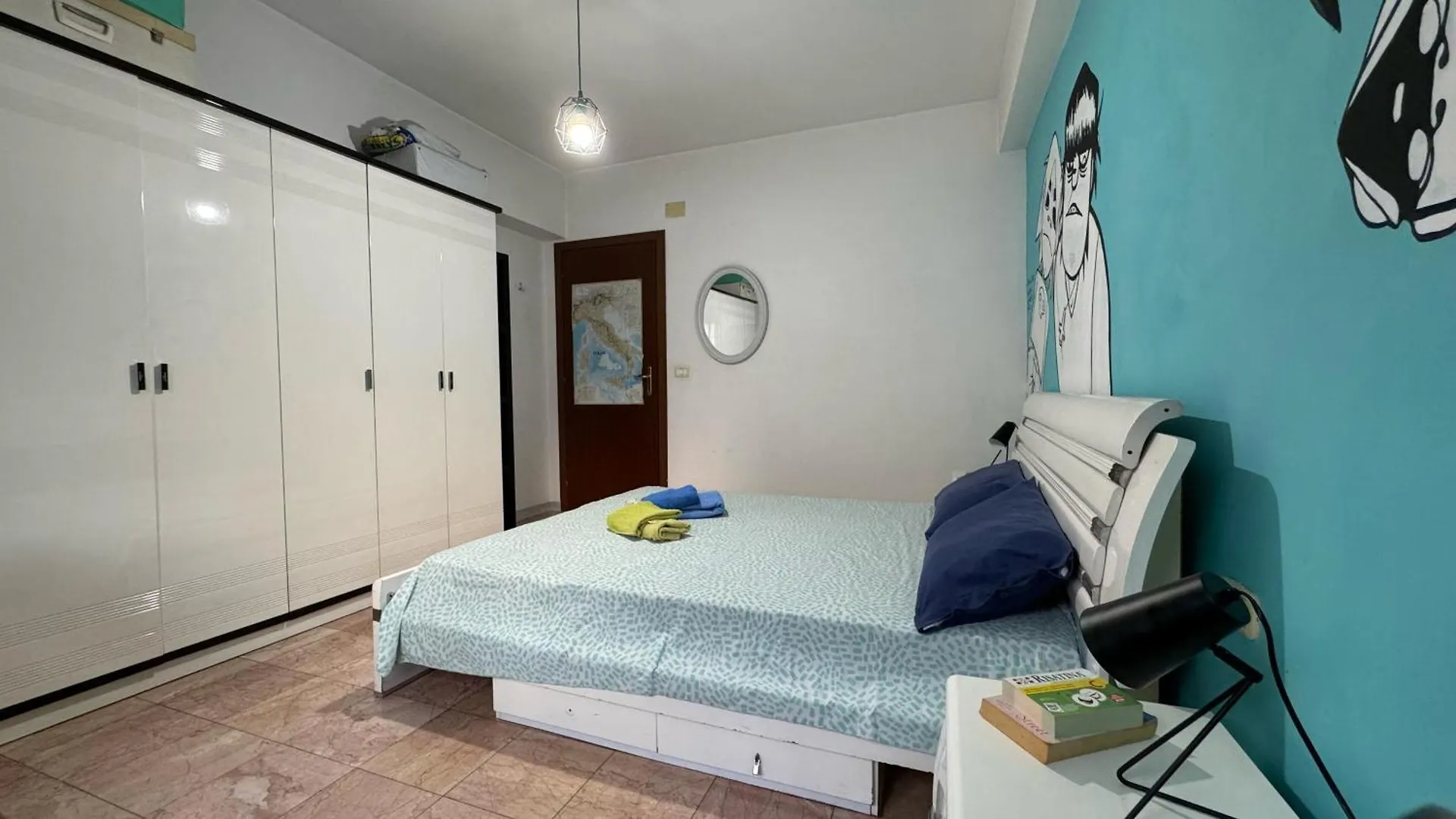 Camere Artistiche In Appartamento Roma